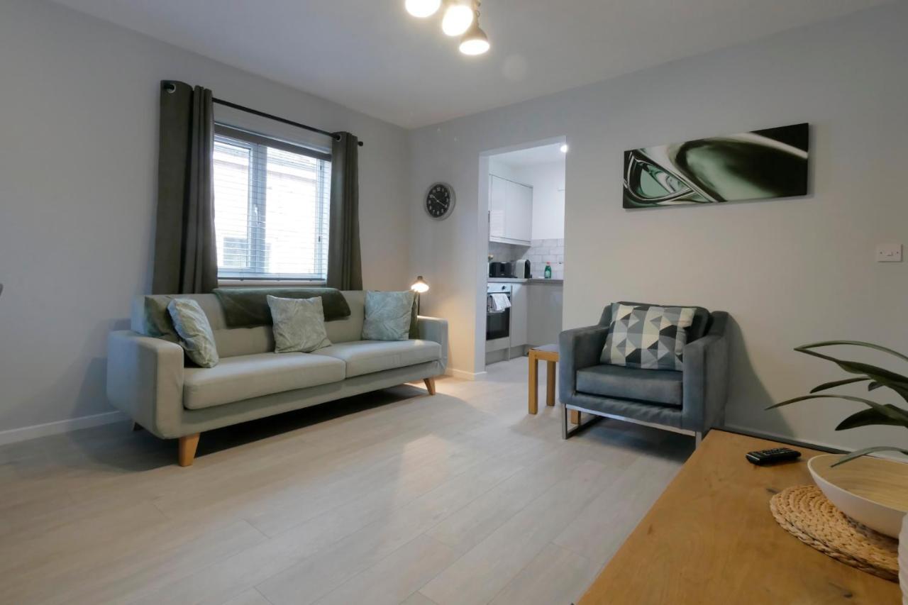 Crewe Short Lets 6 Victoria Court, Crewe Apartment Екстериор снимка