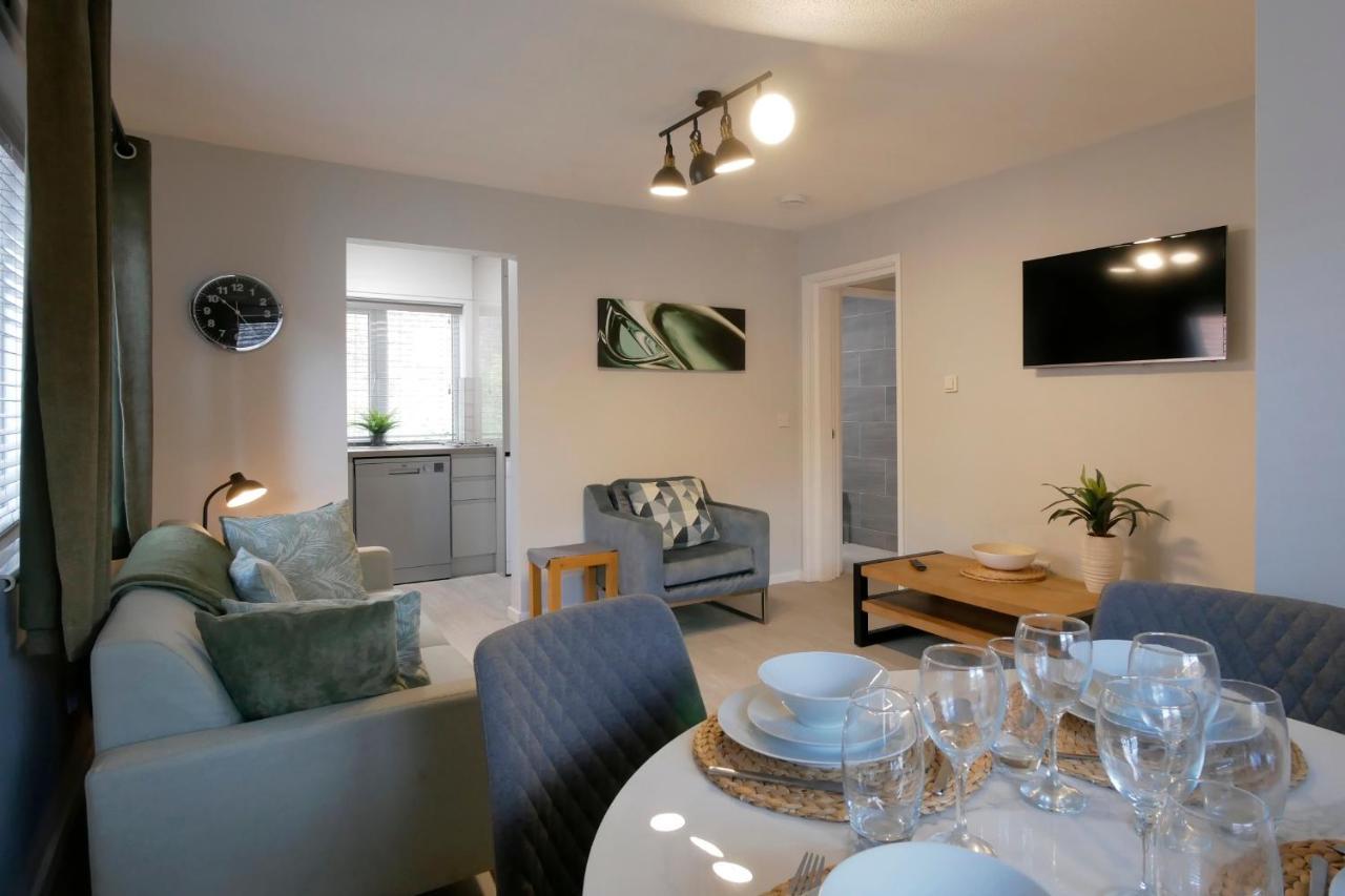 Crewe Short Lets 6 Victoria Court, Crewe Apartment Екстериор снимка
