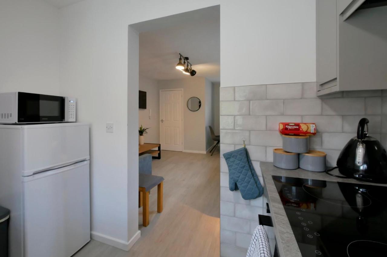 Crewe Short Lets 6 Victoria Court, Crewe Apartment Екстериор снимка